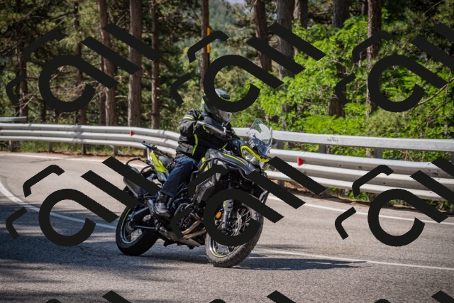 20250712102930-_5002050_am_