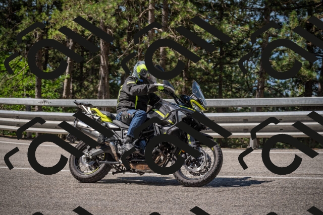 20250712102931-_5002051_am_