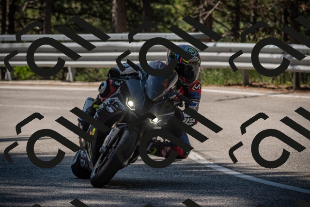 20250712103006-_5002062_am_