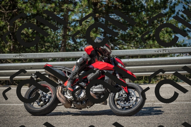 20250712103014-_5002073_am_