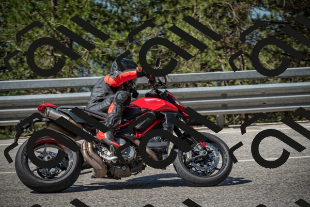 20250712103014-_5002074_am_