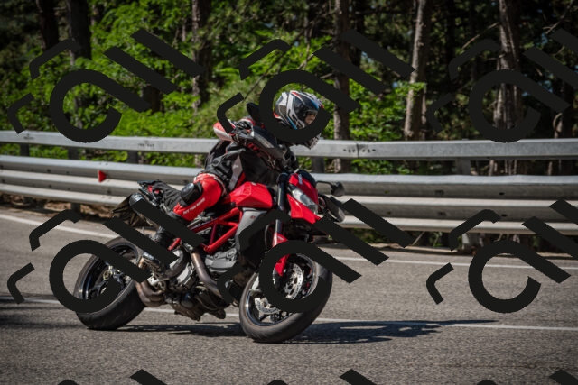 20250712103022-_5002075_am_