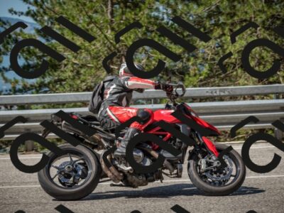 20250712103022-_5002077_am_