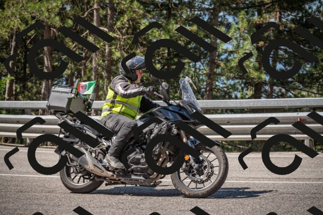 20250712103039-_5002083_am_