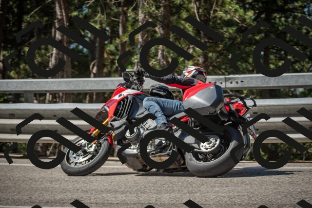 20250712103132-_5002092_am_