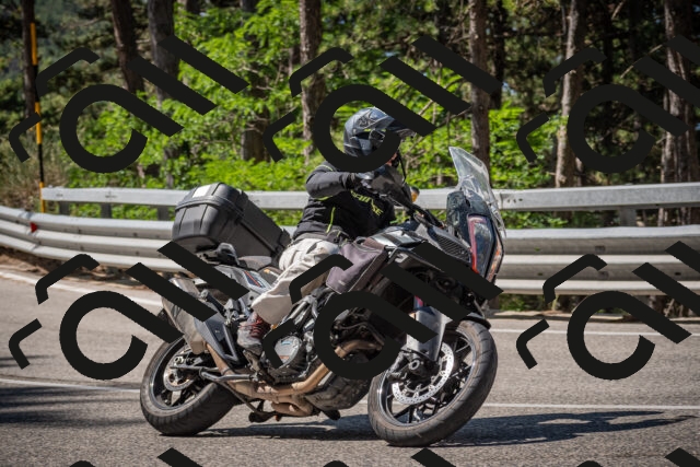 20250712103144-_5002094_am_