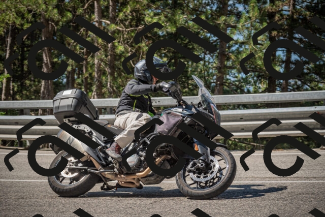 20250712103144-_5002095_am_