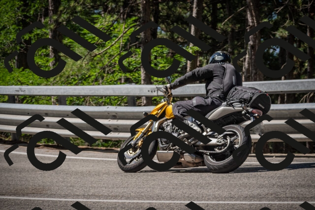 20250712103152-_5002105_am_