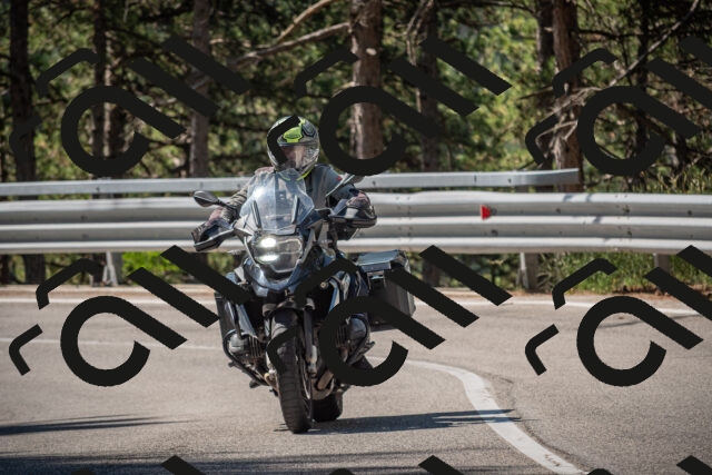 20250712103242-_5002110_am_