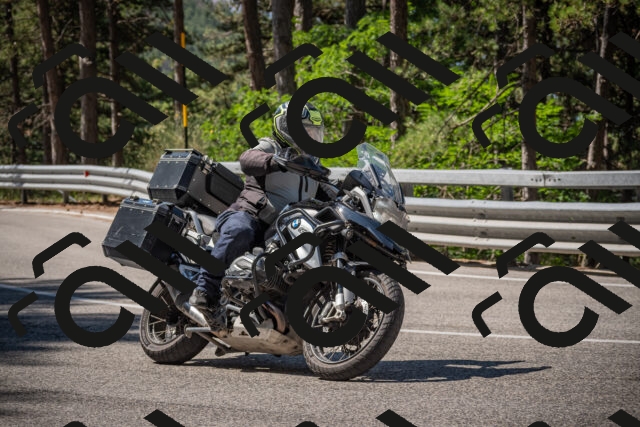 20250712103243-_5002112_am_