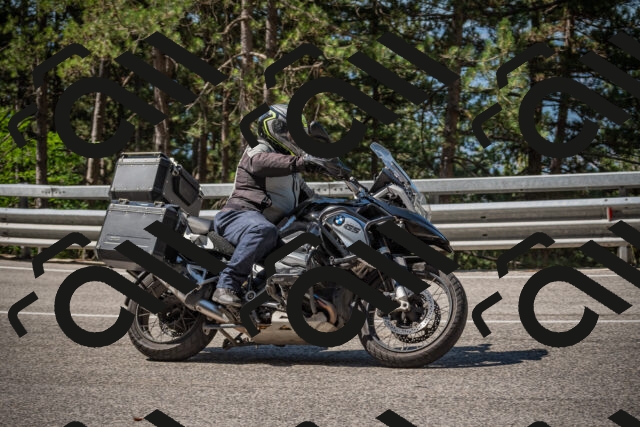 20250712103244-_5002113_am_