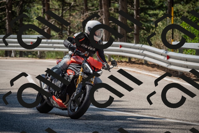 20250712103342-_5002123_am_