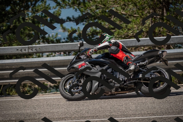 20250712103834-_5002154_am_