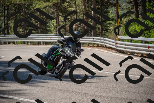 20250712103919-_5002157_am_