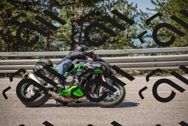 20250712103919-_5002159_am_