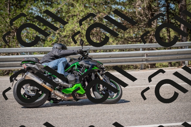 20250712103920-_5002160_am_