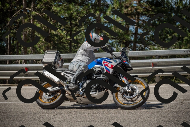 20250712104735-_5002177_am_