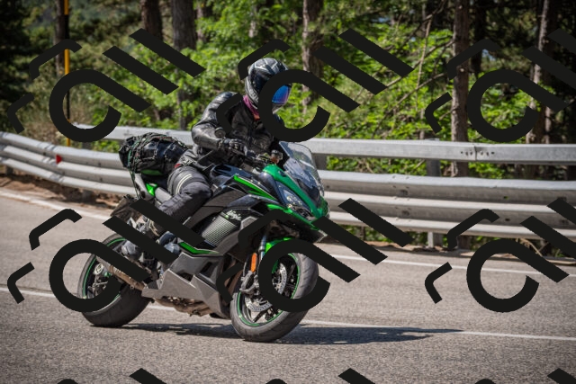 20250712104804-_5002186_am_