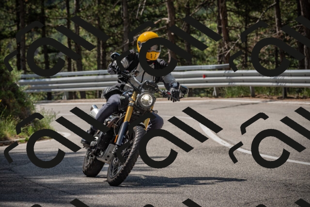 20250712105131-_5002205_am_