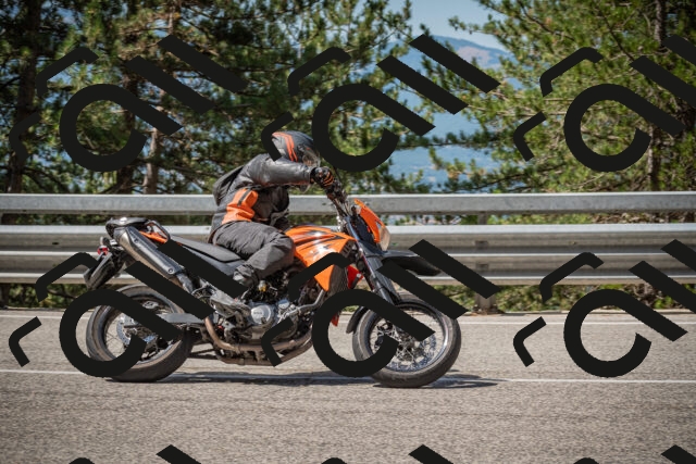 20250712105148-_5002216_am_