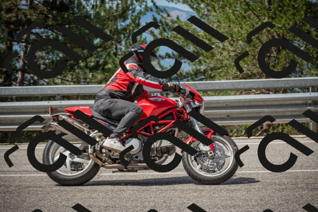 20250712105348-_5002243_am_