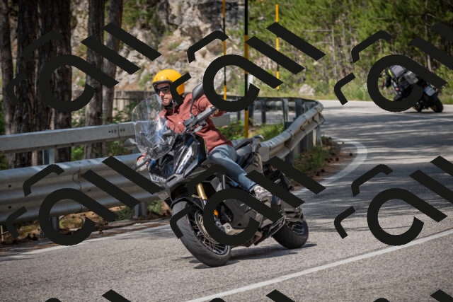 20250712105413-_5002261_am_