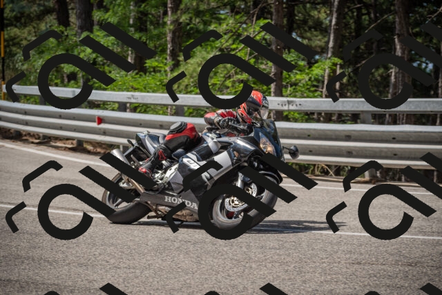 20250712105420-_5002263_am_