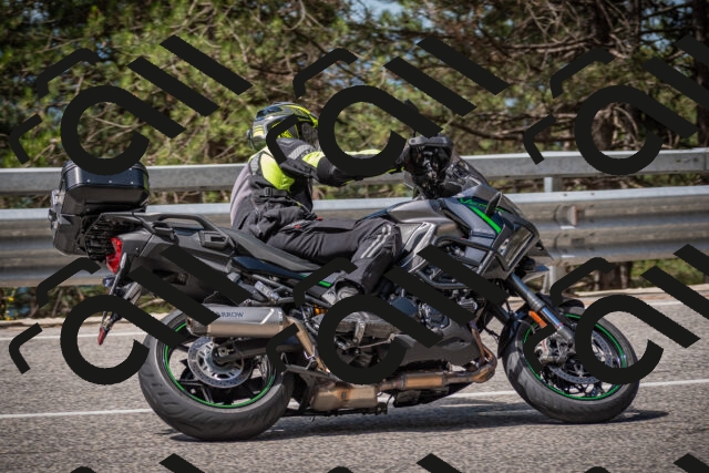 20250712105422-_5002267_am_