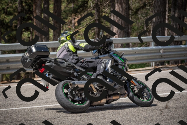 20250712105422-_5002268_am_