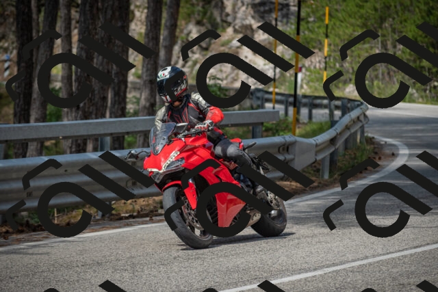 20250712105520-_5002281_am_