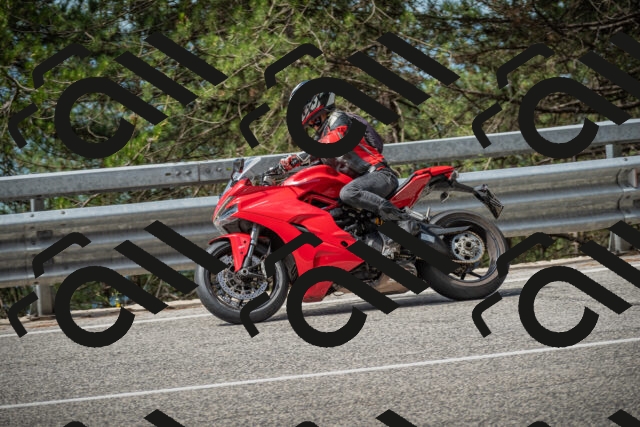 20250712105521-_5002283_am_