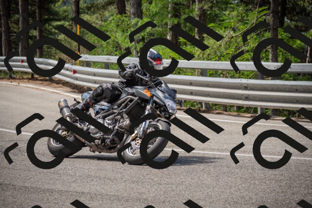 20250712105555-_5002294_am_