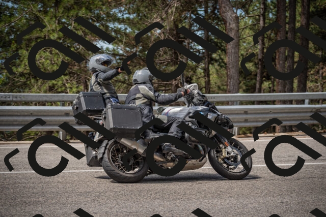 20250712105605-_5002304_am_