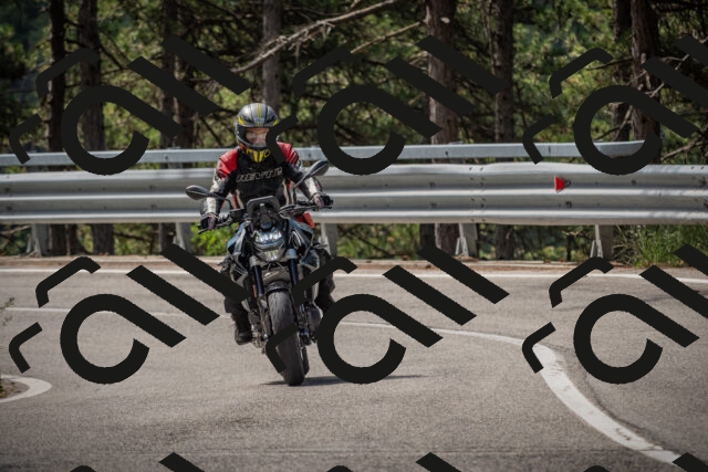 20250712105748-_5002325_am_