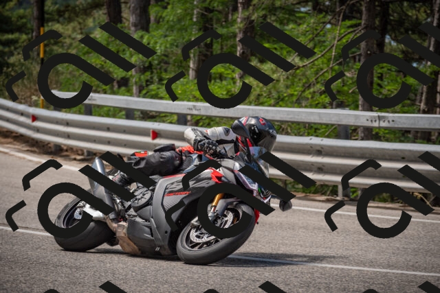 20250712110129-_5002356_am_