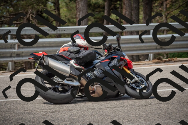 20250712110129-_5002359_am_