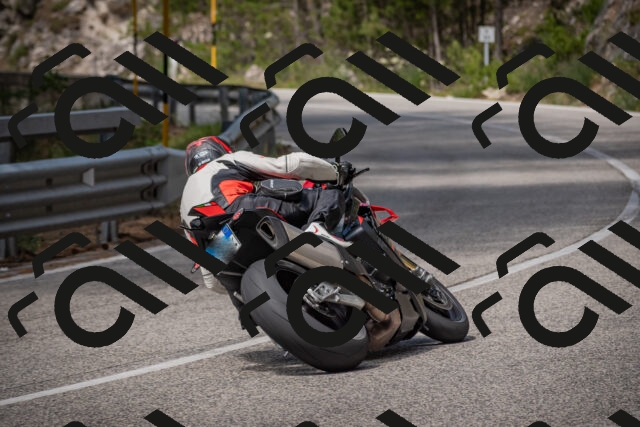 20250712110130-_5002361_am_