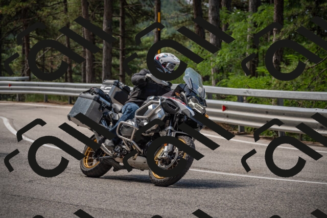 20250712110518-_5002412_am_