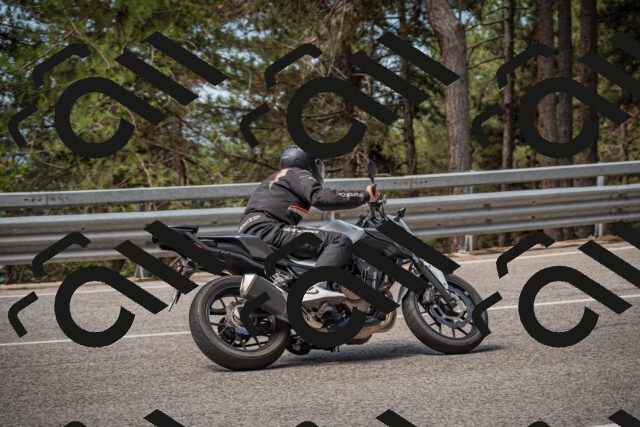 20250712110529-_5002432_am_