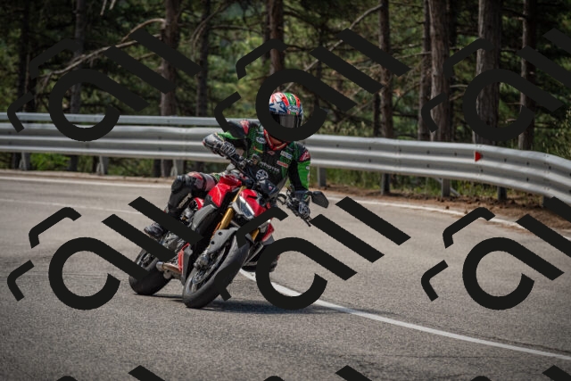 20250712110716-_5002442_am_