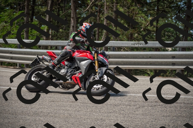 20250712110716-_5002443_am_