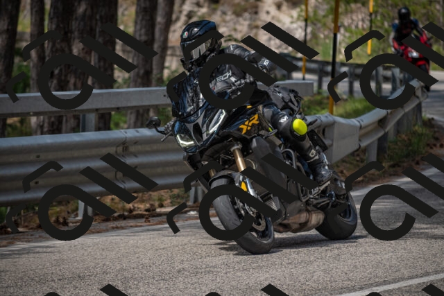 20250712110922-_5002451_am_