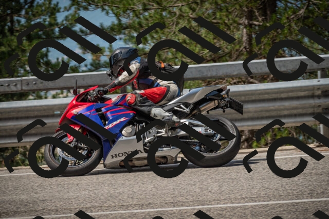 20250712110926-_5002456_am_