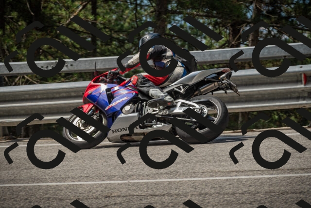 20250712110926-_5002457_am_