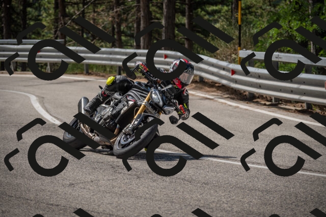 20250712111047-_5002477_am_