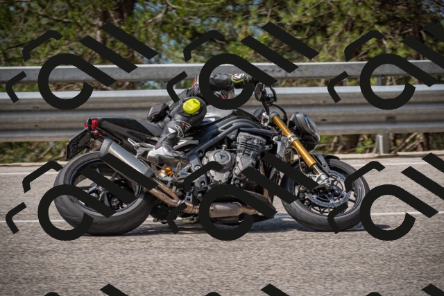 20250712111047-_5002479_am_