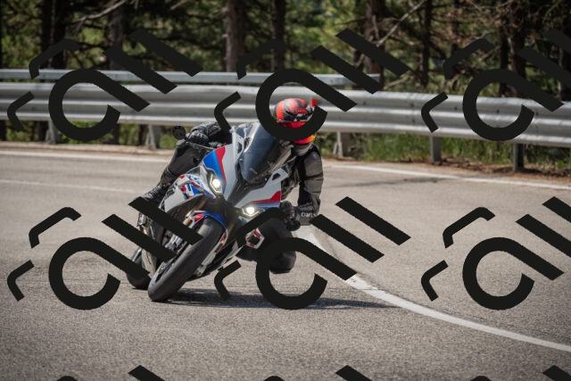 20250712111049-_5002481_am_