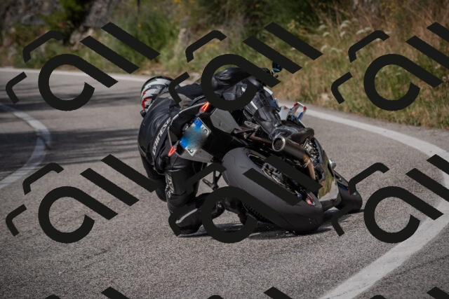 20250712111051-_5002485_am_