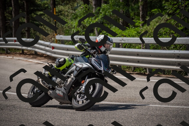 20250712111106-_5002491_am_