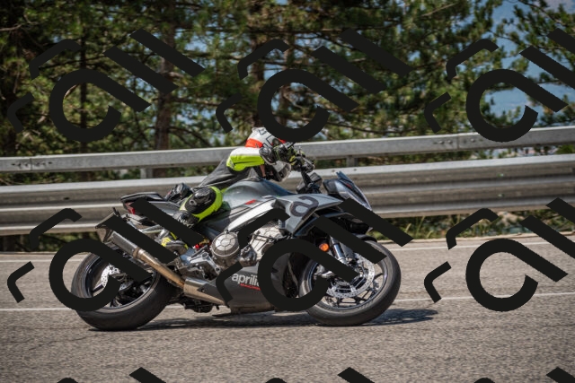 20250712111106-_5002492_am_